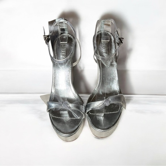 🌻New w/tag Schutz "Elyda" Silver Metallic Leather Heels w. Clear Bow Size 8.5 - Picture 8 of 13